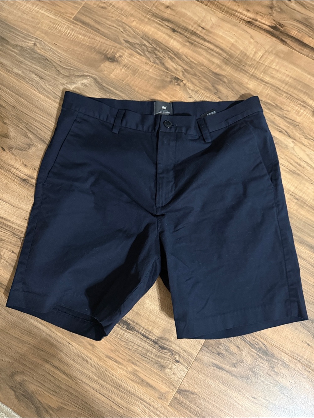 H&M Men's Dark Blue Flat Front Chino Shorts